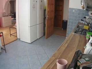 voyeurcam-julmodels-kitchen webcam model stream image