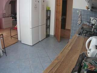 voyeurcam-julmodels-kitchen webcam model stream image