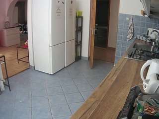 voyeurcam-julmodels-kitchen webcam model stream image