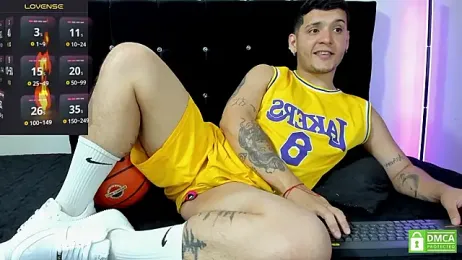 Noha_white webcam stripchat model stream image