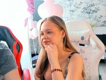 Cornflakes webcam model stream image