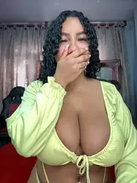 serena_willow webcam model stream image