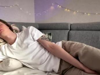 amandatalk webcam model stream image