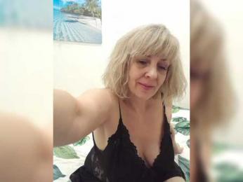 mery8poppins webcam bongacams model stream image