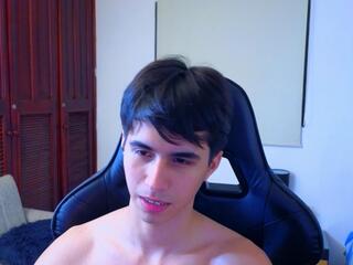 Carl Dixonn webcam flirt4free model stream image
