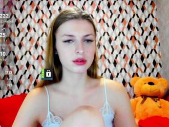 PinkPanterka webcam model stream image
