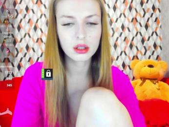 PinkPanterka webcam model stream image