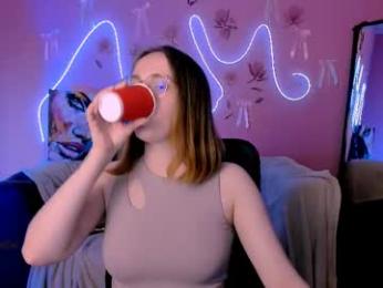 evalora_vei webcam chaturbate model stream image