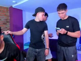 space_boys18 webcam chaturbate model stream image