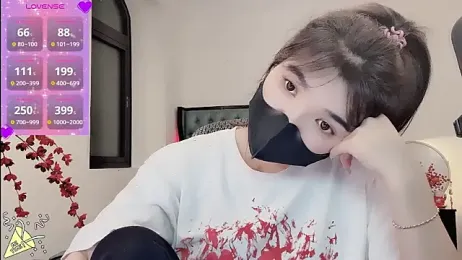 Caryln-Bun webcam stripchat model stream image