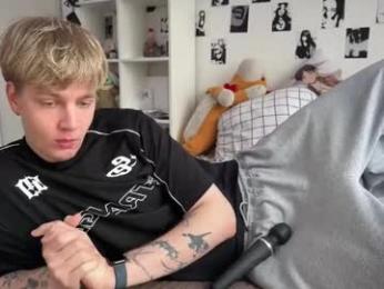 olivertasty webcam model stream image