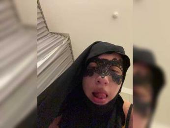 hiddenCrazySlut webcam bongacams model stream image