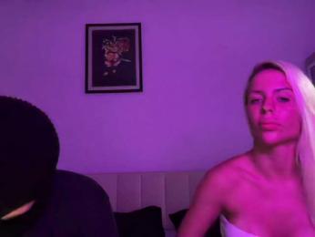 AliksRay webcam model stream image