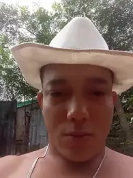 tayson_ webcam model stream image