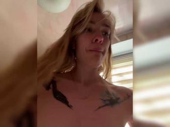 AlinnaAnnila webcam model stream image