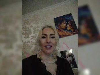 White00Pearl webcam bongacams model stream image