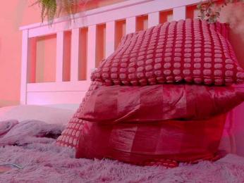 Kendalmiller webcam bongacams model stream image