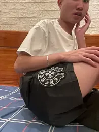 Hoanganhdayroii webcam model stream image
