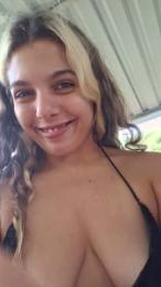 LizzieBlack webcam model stream image