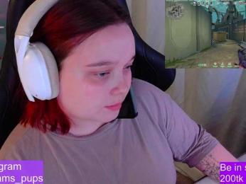 AlinaAdams webcam model stream image