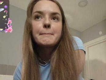 Lunaaaura webcam bongacams model stream image