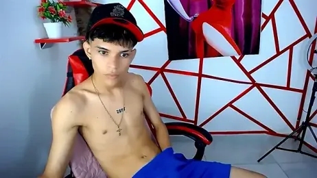 chris_evans77 webcam stripchat model stream image