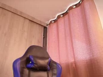 adelineefoxxx webcam chaturbate model stream image