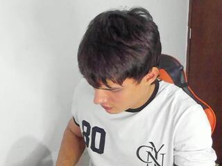 Matteo Costa webcam model stream image