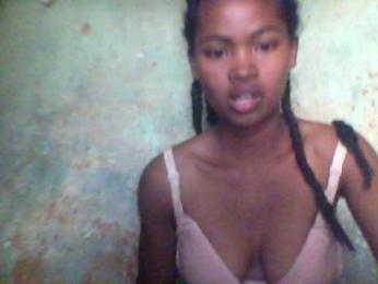 Allycha1 webcam model stream image