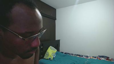 axel_rios_ webcam model stream image