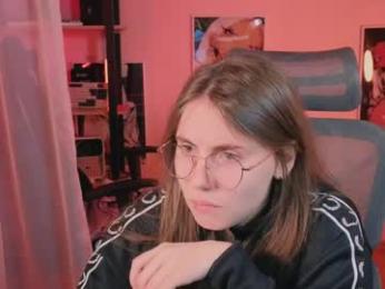 _lovelylove_ webcam model stream image