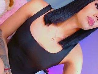 aiisha-rose webcam model stream image