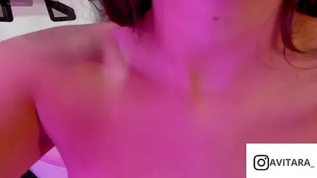 vanesita_ webcam model stream image