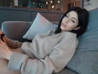 milla_bella webcam model stream image