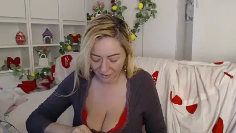 _karolynesyera_ webcam stripchat model stream image