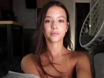 emilybatee webcam chaturbate model stream image