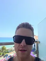 Romanheart webcam model stream image