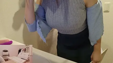 undo-busoku69 webcam stripchat model stream image