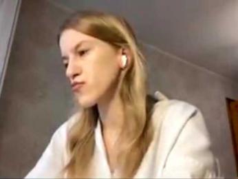 FloLifschitz webcam bongacams model stream image