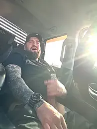 Beardedtattood webcam stripchat model stream image