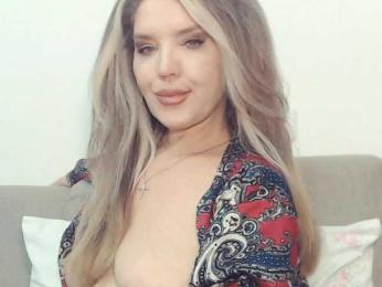 Drakulaura1 webcam bongacams model stream image