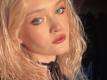 MargaretKues webcam livejasmin model stream image