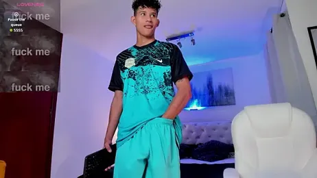 KamiSuarez webcam model stream image