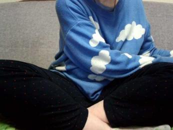 Verika webcam model stream image