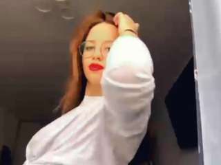 jalisacouron webcam model stream image