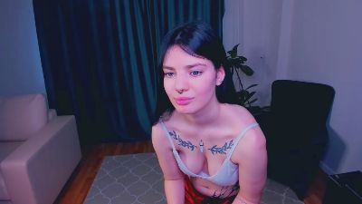 AveryKatis webcam model stream image