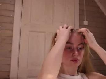 katysha_ webcam model stream image