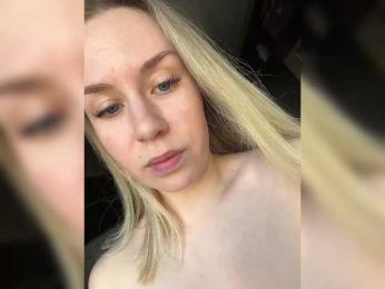 ari_ webcam model stream image