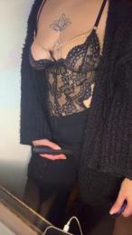 Violetta2022 webcam model stream image