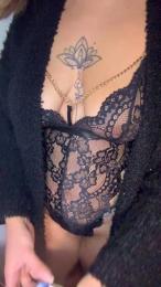 Violetta2022 webcam model stream image